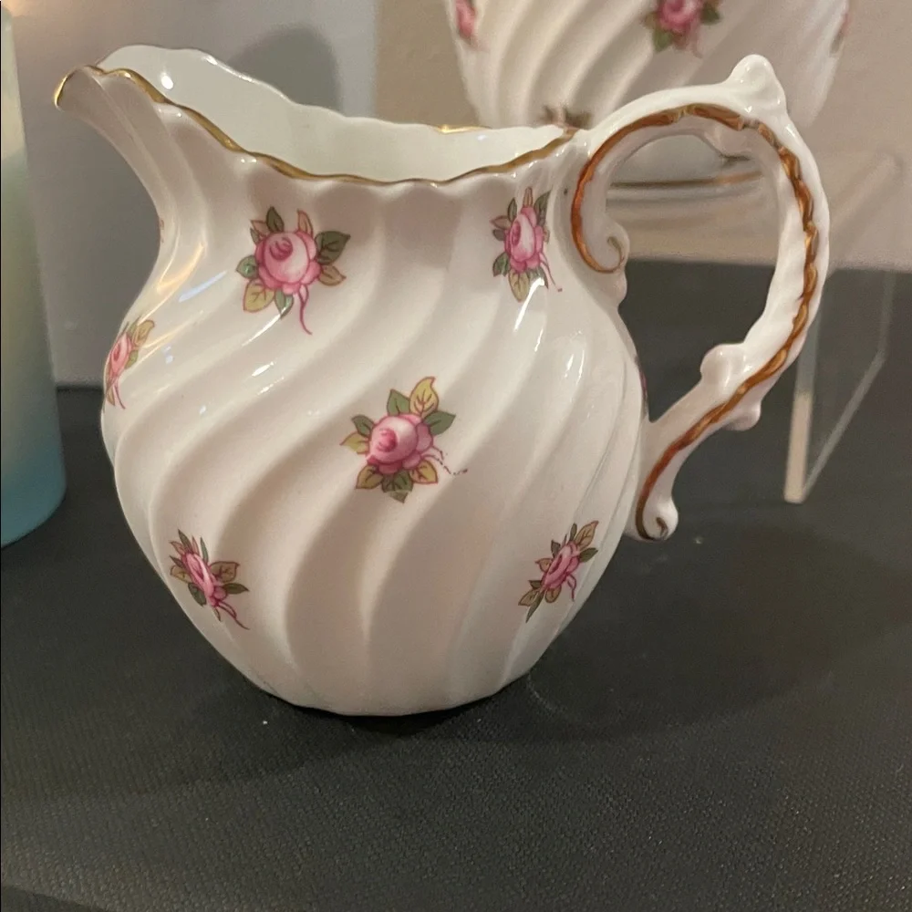 Vintage Aynsley Hathaway Bone China Creamer & Open Sugar Bowl–England–Gold Trim